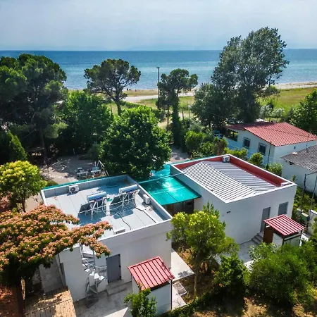 Prázdninový dům Twins Sea Front Nea Kallikrateia